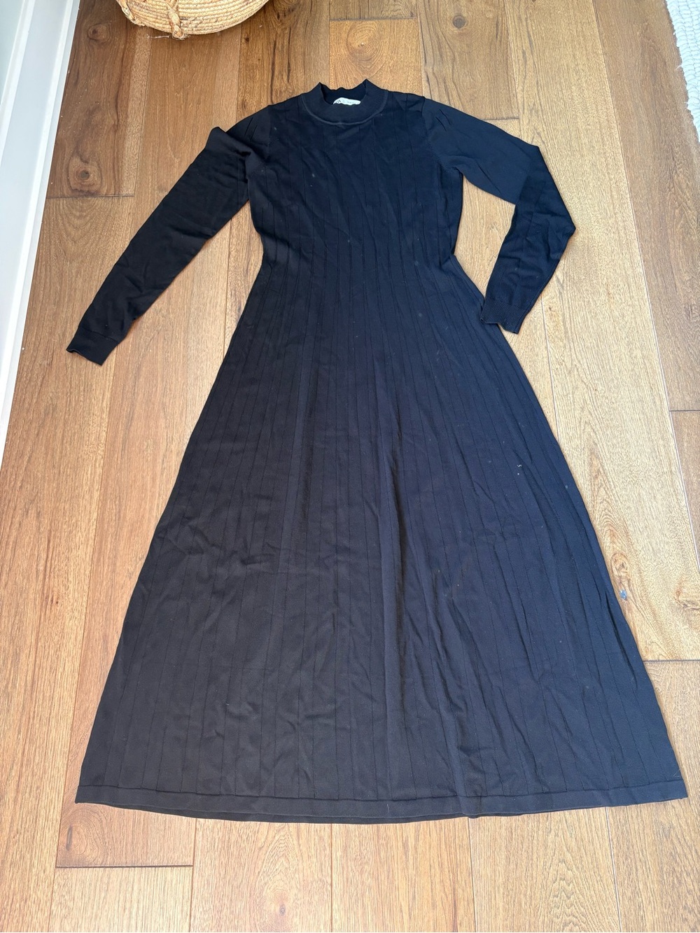 Zara Black Long-Sleeve Ribbed Maxi Dress